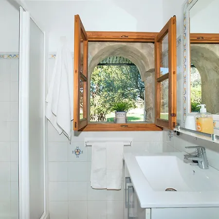 Reus By Vintage Travel * بويينسا