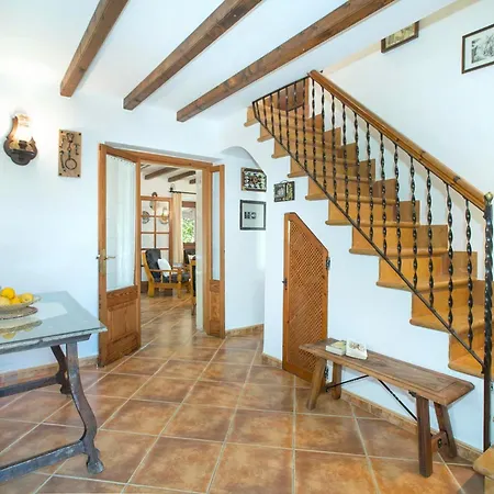 Reus By Vintage Travel بويينسا