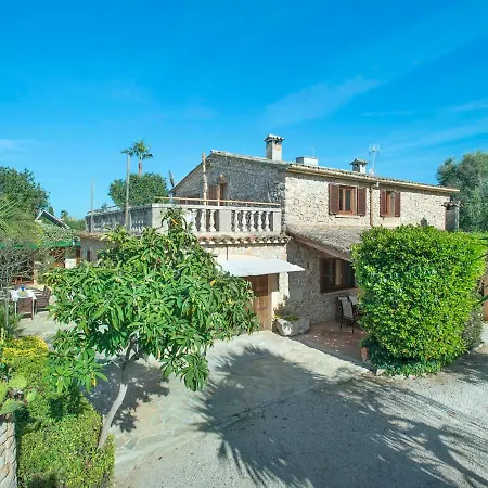 Villa Reus By Vintage Travel