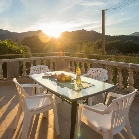 Reus By Vintage Travel *