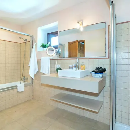 Reus By Vintage Travel