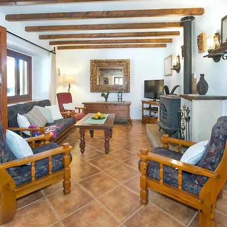 Villa Reus By Vintage Travel