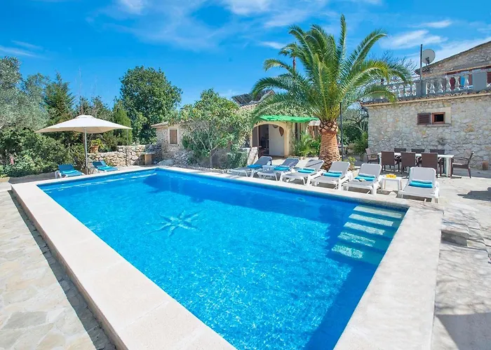 Reus By Vintage Travel *