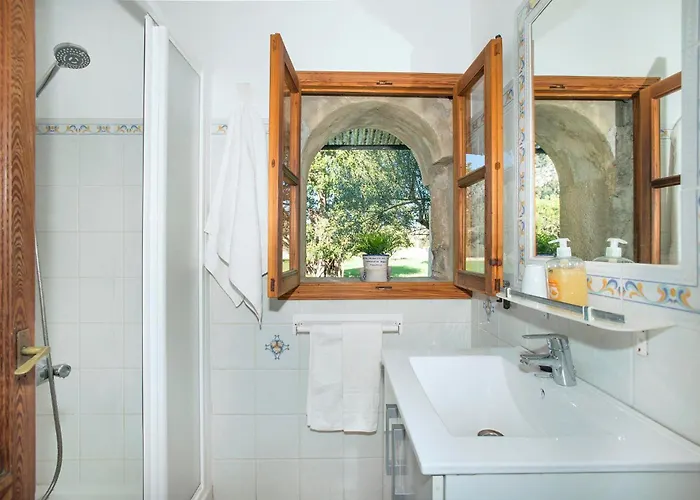 Reus By Vintage Travel * Pollença