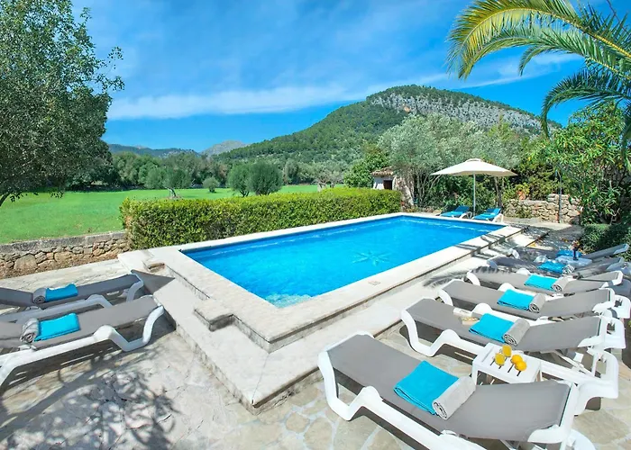 Villa Reus By Vintage Travel