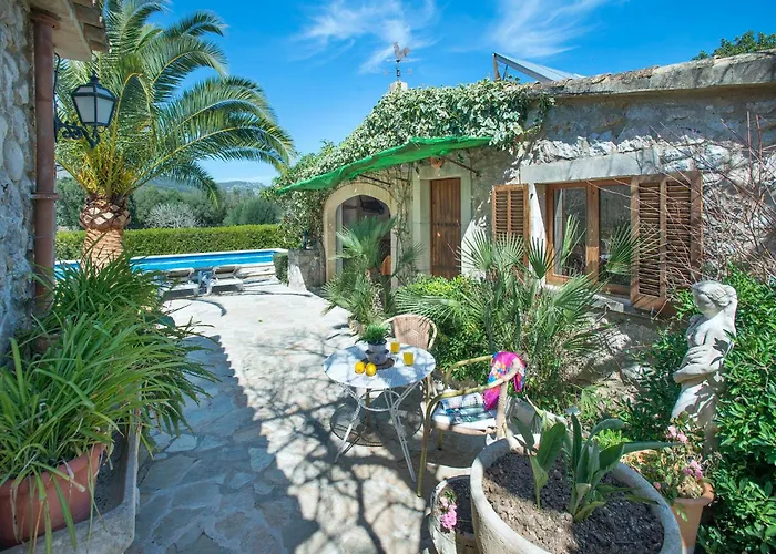 Reus By Vintage Travel